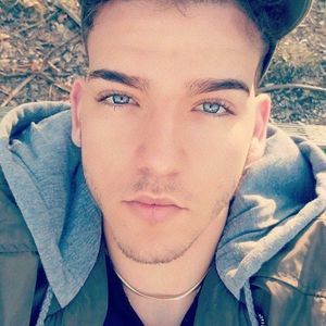 Meet your Posher, Leandro